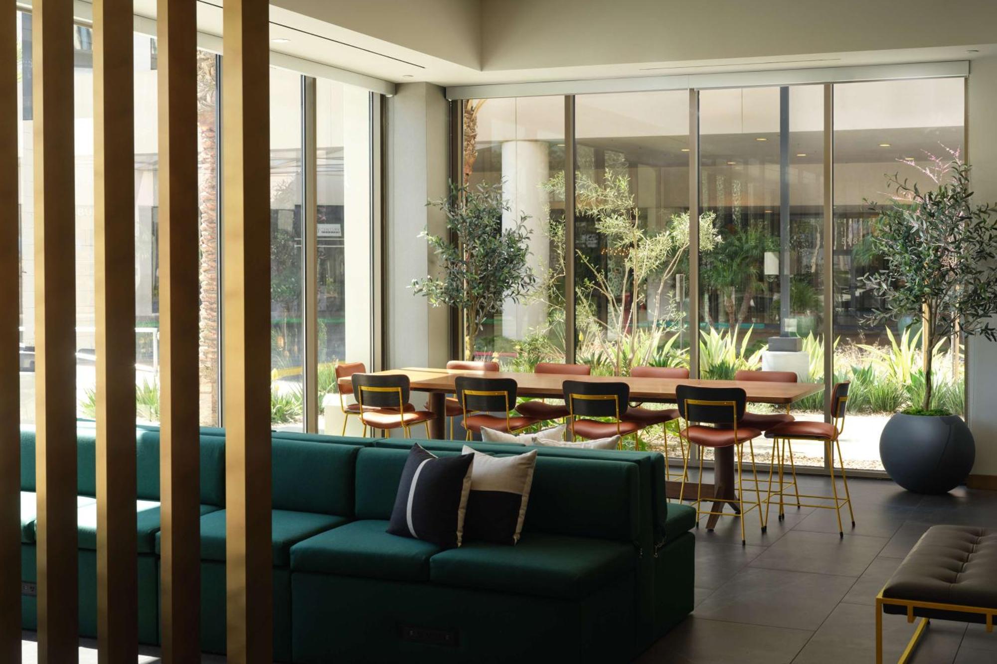 Hyatt House Lax Century Blvd — Photos 3